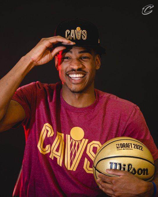 乐竞体育-【新秀列传】14号新秀不着急,阿巴吉用时间换来成长