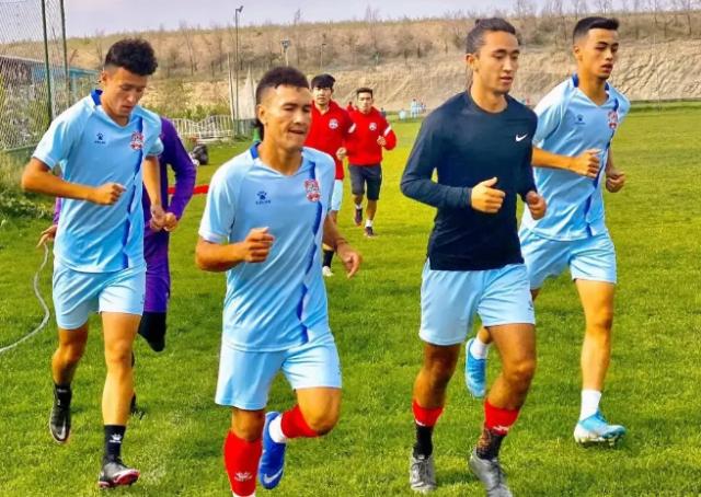 博鱼游戏-不死豹！新疆雪豹四年3次降级3次递补再战中甲联赛