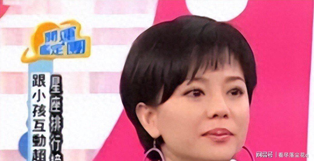 九游体育-畸形母爱毁星二代:母乳12年同床15年荒唐事